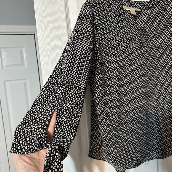 Michael Kors Floral Casual Blouse - Picture 6 of 14